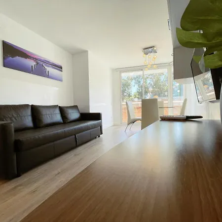 Live Lloret Apartment